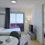 Apart-hotel Easy