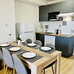 Apart-hotel Easy 2*