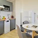 Apart-hotel Easy