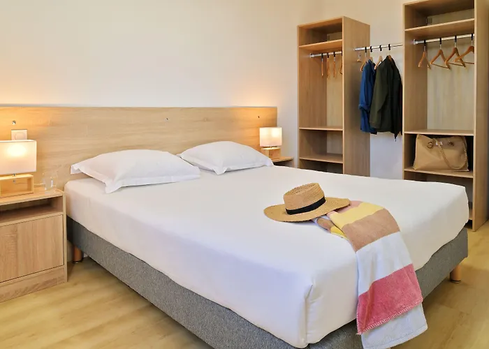 Easy Aparthotel Ajaccio (Corsica)